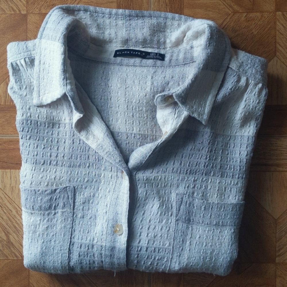 Black Tape cream plaid button down size S